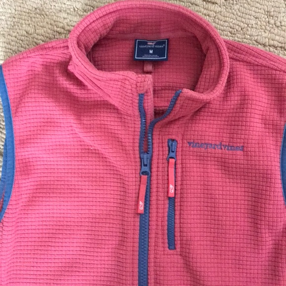 Boys Vineyard Vine Nantucket Red fleece vest M - Picture 2 of 3